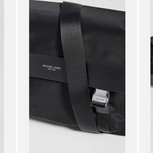SALE Michael Kors Unisex Messenger Bag - Picture 10 of 10